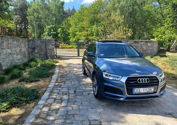 Audi Q3 cena 89900 przebieg: 91000, rok produkcji 2018 z Otwock małe 562